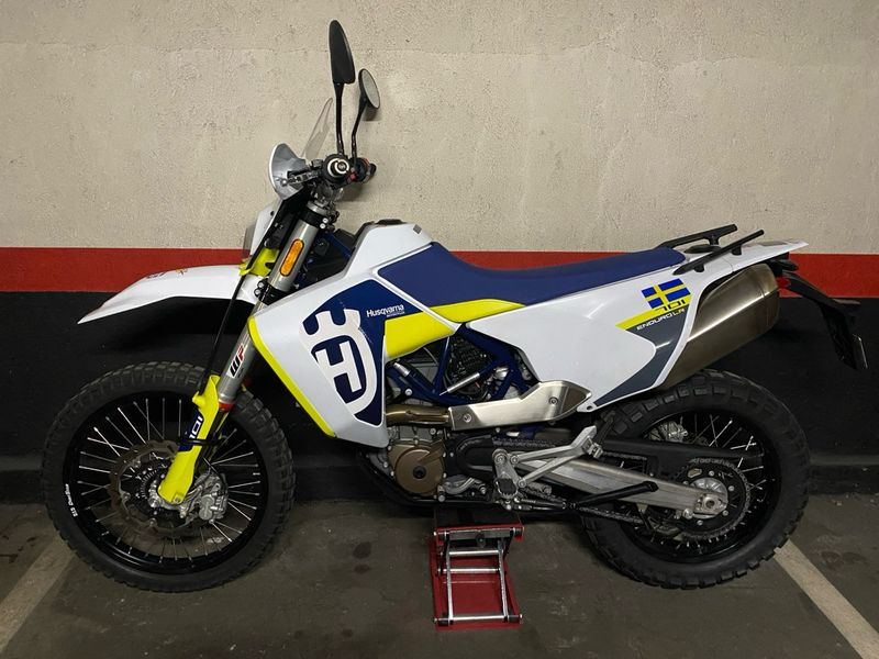 Husqvarna 701 Enduro Long Range (LR)