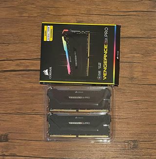 Corsair Vengeance RGB Pro DDR4 32GB (2 x 16 GB)
