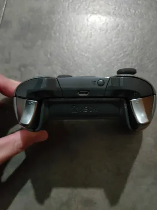 Mando Xbox One Halo Edition Plata/Azul