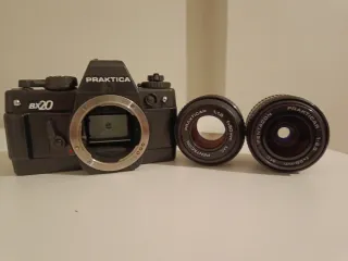 Cámara Praktica BX20 con 2 objetivos