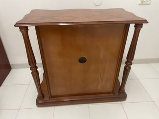 Mueble TV madera estilo antiguo