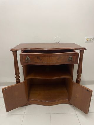 Mueble TV madera estilo antiguo