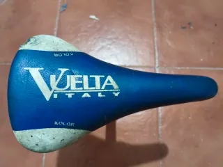 Sillín Vuelta Italia Kolos Azul Clasico
