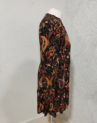 Vestido corto boho Stradivarius  Estampado Paisley
