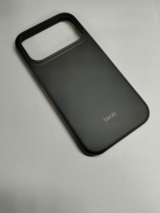 Apple Funda Beats con MagSafe y Control de Cámara iPhone 17 Pro – Gris antracita