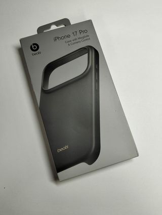 Apple Funda Beats con MagSafe y Control de Cámara iPhone 17 Pro – Gris antracita