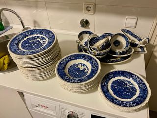 Vajilla Adams Escenas Inglesas Azul y Blanco.