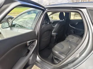 Volvo V40 2019