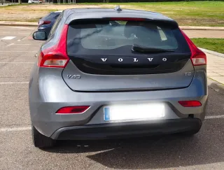 Volvo V40 2019