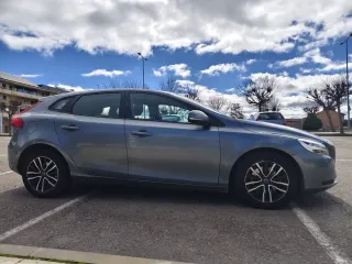 Volvo V40 2019