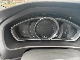 Volvo V40 2019