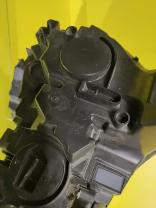 Faro Izquierdo Citroën C4 III