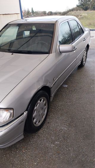 Mercedes-Benz Clase C