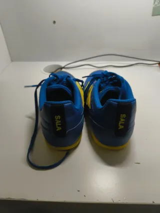 Zapatillas Adidas Sala Azul y Amarillo