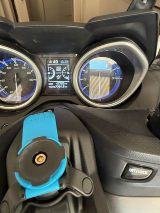 Yamaha TMAX 530 DX Maxi Scooter