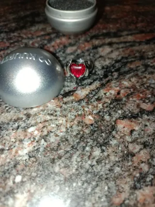 Anillo Kuurth Corazón Rojo y Plata