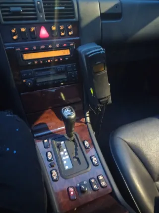 Mercedes-Benz Classe E (214) 1997