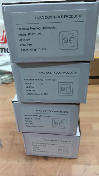 4 Termostatos Calefacción Electrónicos RTC70.26