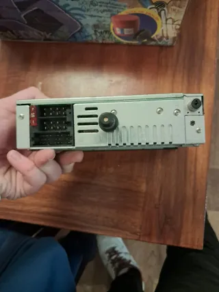 Radio Peugeot 206 de la marca Clarion