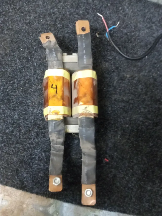 Transformador monofásico potencia o línea, bobina