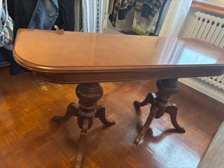 Mesa de comedor extensible de madera