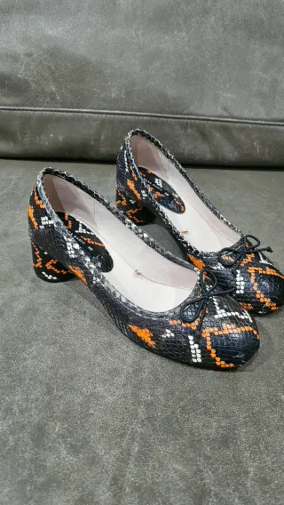 Zapatos planos serpiente talla 36