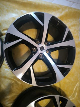 LLANTAS ORIGINALES SEAT TARRACO FR