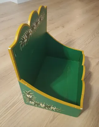 Jaula para canario con soporte decorativo