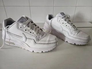 Zapatillas Nike Talla 40.5