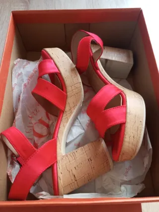 PRECIOSAS SANDALIAS GADEA 38 COMO NUEVAS