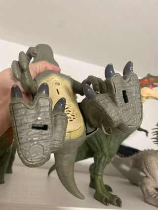 Lote dinosaurios de juguete