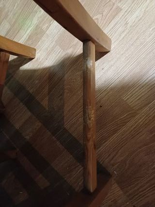 Mesa de comedor de madera maciza