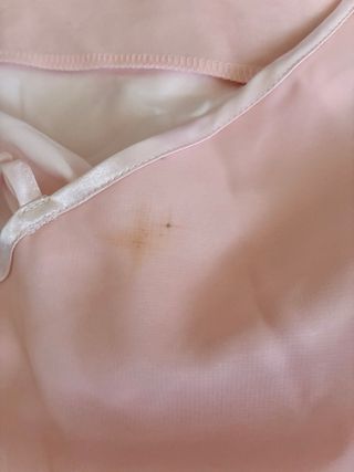 Camisón lencero estilo negligee de raso