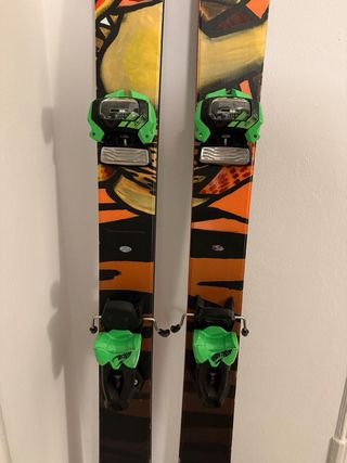 Esquís All Mountain/Freestyle Volkl Revolt 95 173