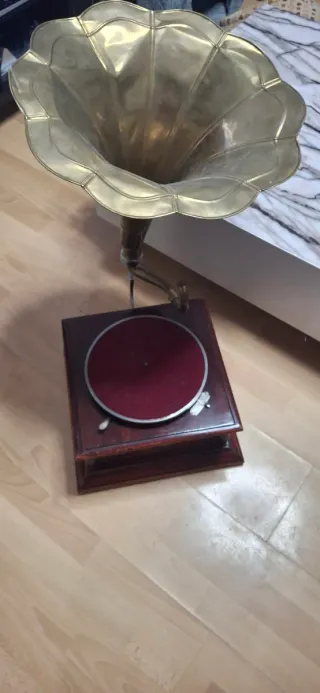 Gramófono Antiguo Años 20