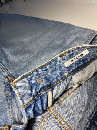 Pantalón vaquero Straight Fit
