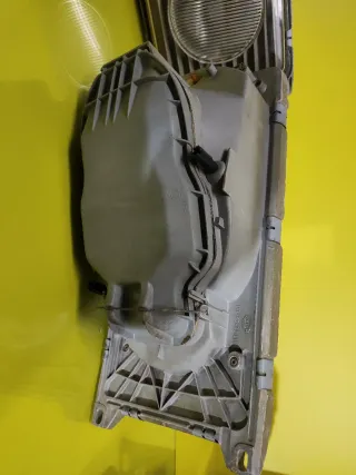 Faros Mercedes W123 240D