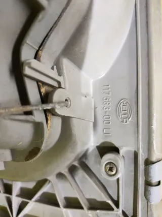 Faros Mercedes W123 240D