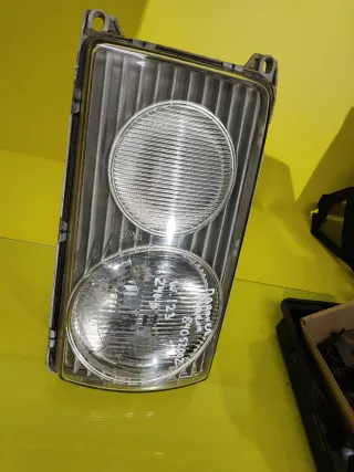 Faros Mercedes W123 240D