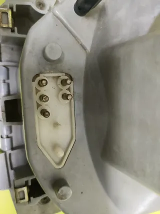 Faros Mercedes W123 240D