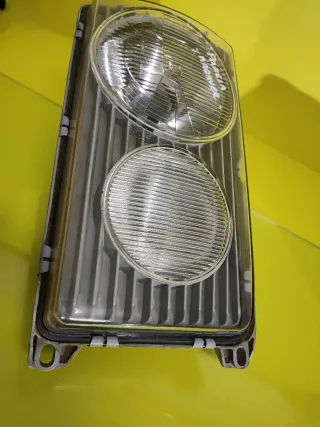 Faros Mercedes W123 240D
