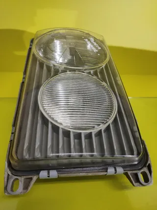 Faros Mercedes W123 240D