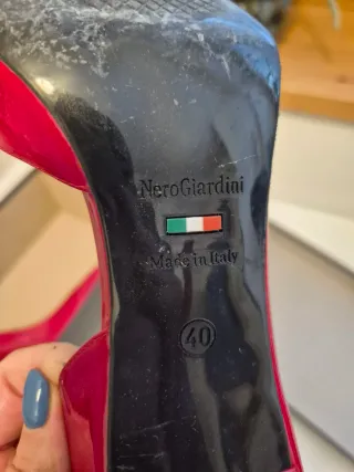 Scarpe rosse décolleté vernice tacco alto
