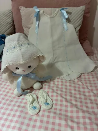 Vestido ceremonia bebé con patucos y Capota