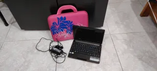 Acer Notebook Nero con Borsa Rosa