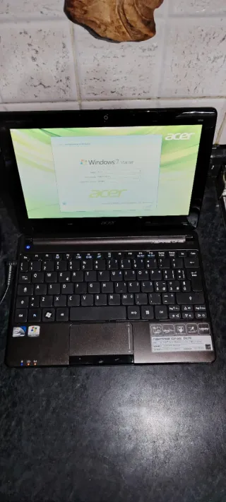 Acer Notebook Nero con Borsa Rosa