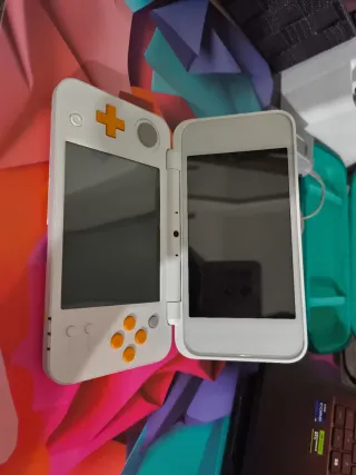 Nintendo 2DS XL Naranja y Blanco