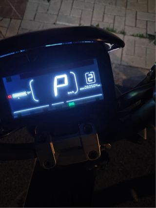 Moto Eléctrica Scooter 49cc Roja y Blanca