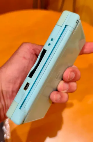 Nintendo DS Lite Turquesa impecable + Cargador