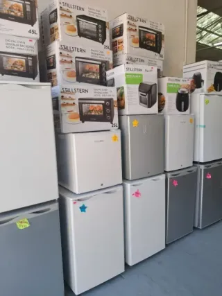 Nevera Stillstern 88L con congelador